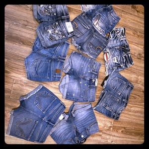 Gently used. Practically look brand new!